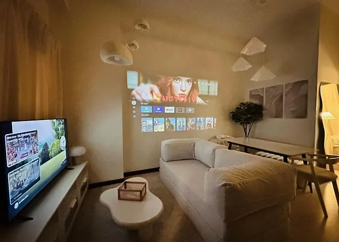 Cloud Cinema By Kozy Mood Near Bgc Apartamento *